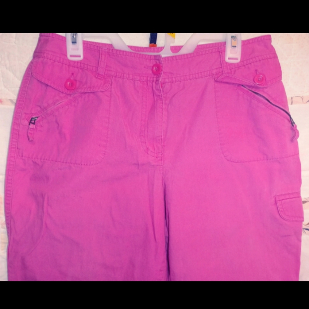 Women's fuschia pink Christopher & Banks capri crop pants 10 32" waist